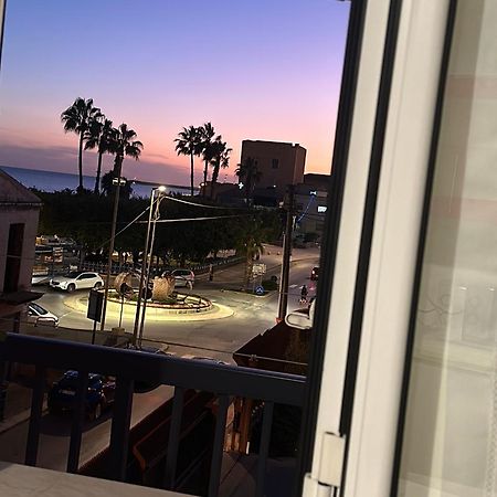 Gianleo Suite Vista Mare ปอซซัลโล ภายนอก รูปภาพ